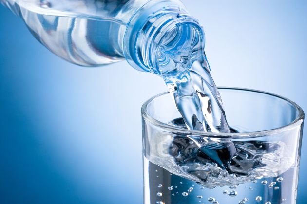 Come scegliere l’acqua più adatta a te