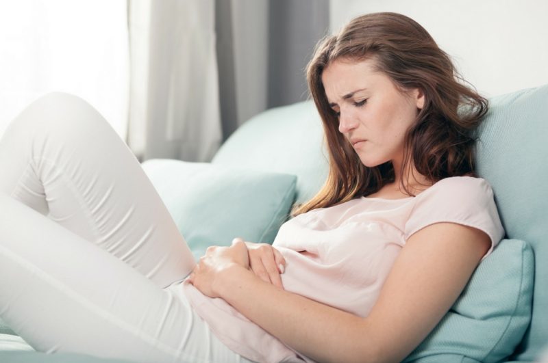 Dismenorrea: rimedi per alleviare i sintomi mestruali
